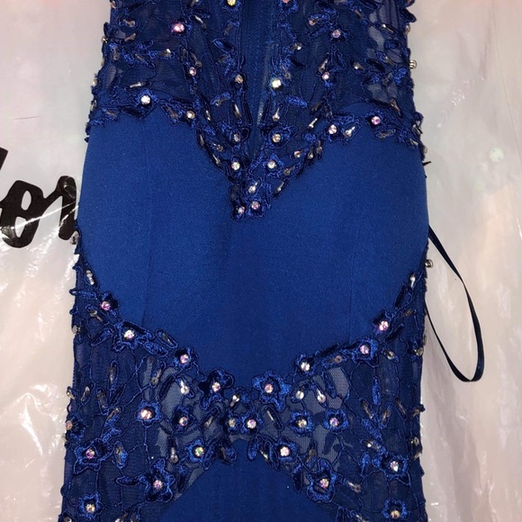Dresses & Skirts - Prom Dress